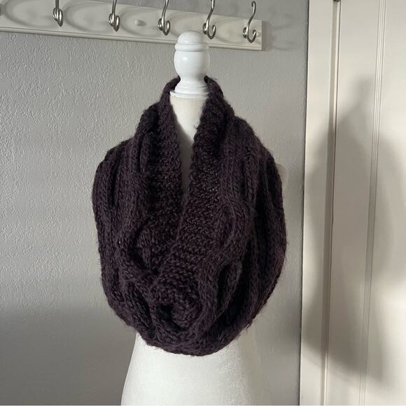 Shiraleah Eggplant Purple Knit Snood Circle Scarf - Picture 1 of 3